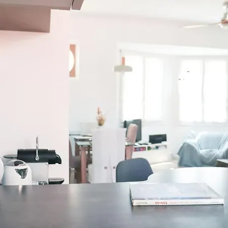 Le Rostan Deux Chambres Avec Balcons *