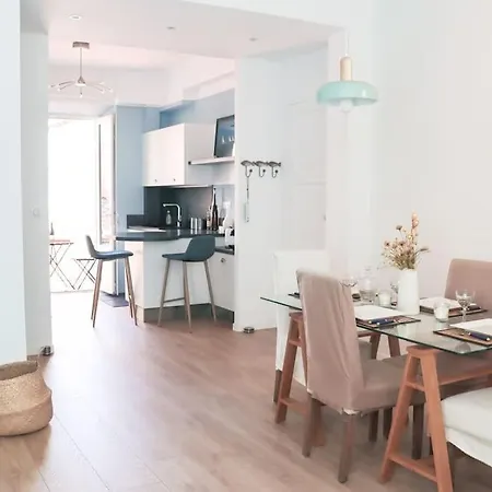 Apartment Le Rostan Deux Chambres Avec Balcons